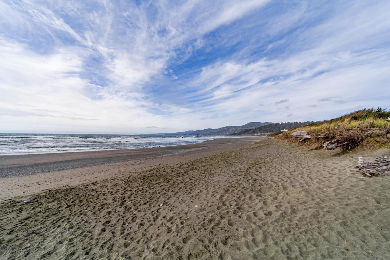 Sea Dreamer Cottage Smith River Экстерьер фото
